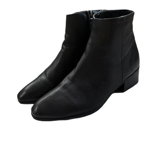 Aquatalia Fuoco Black Leather Ankle Booties Stacked Heel Size 6.5 Ankle Boots - Picture 9 of 12